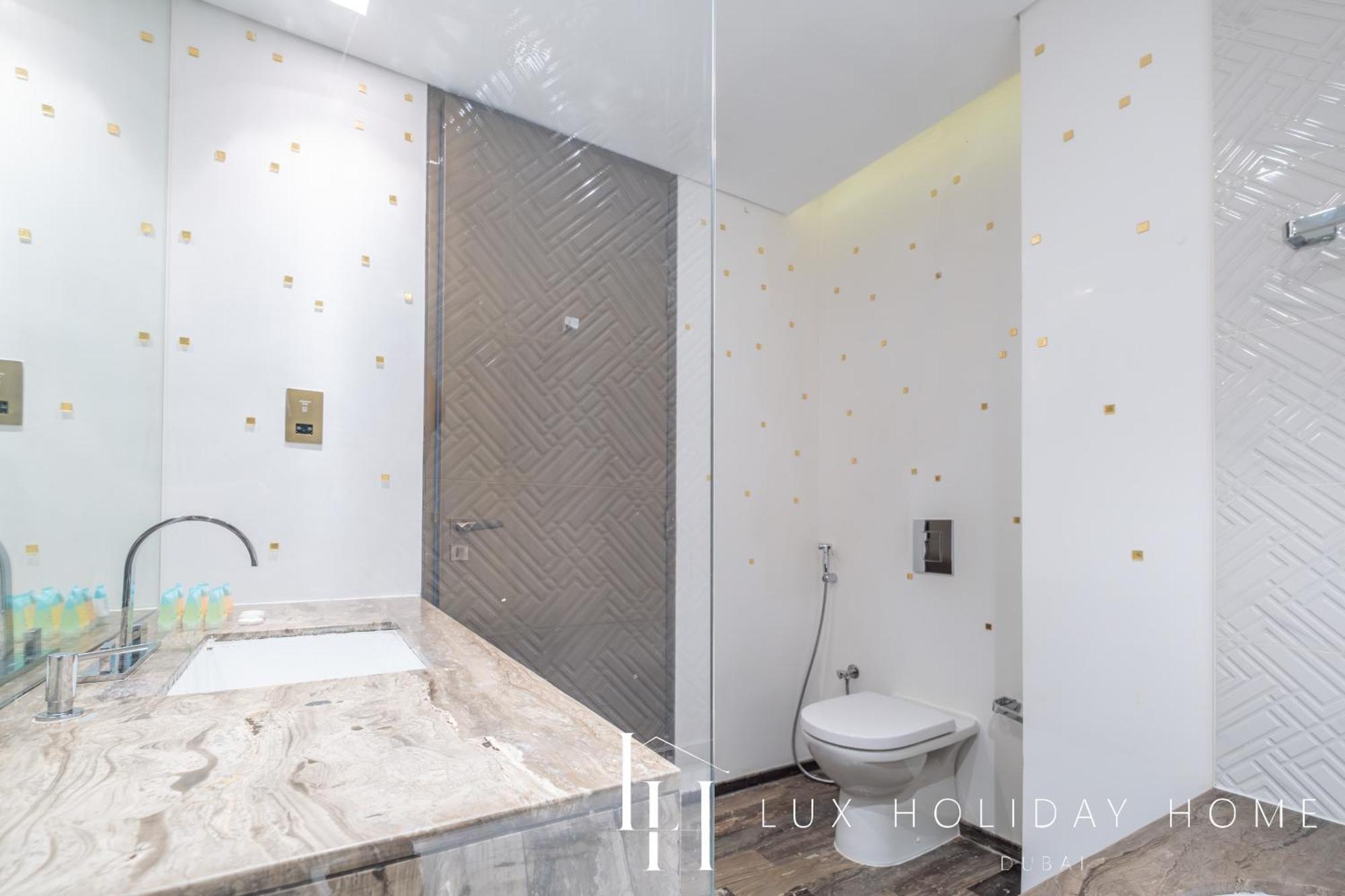 Lux - Lavish Suite With Full Palm Jumeirah View 1 Dubai Dış mekan fotoğraf