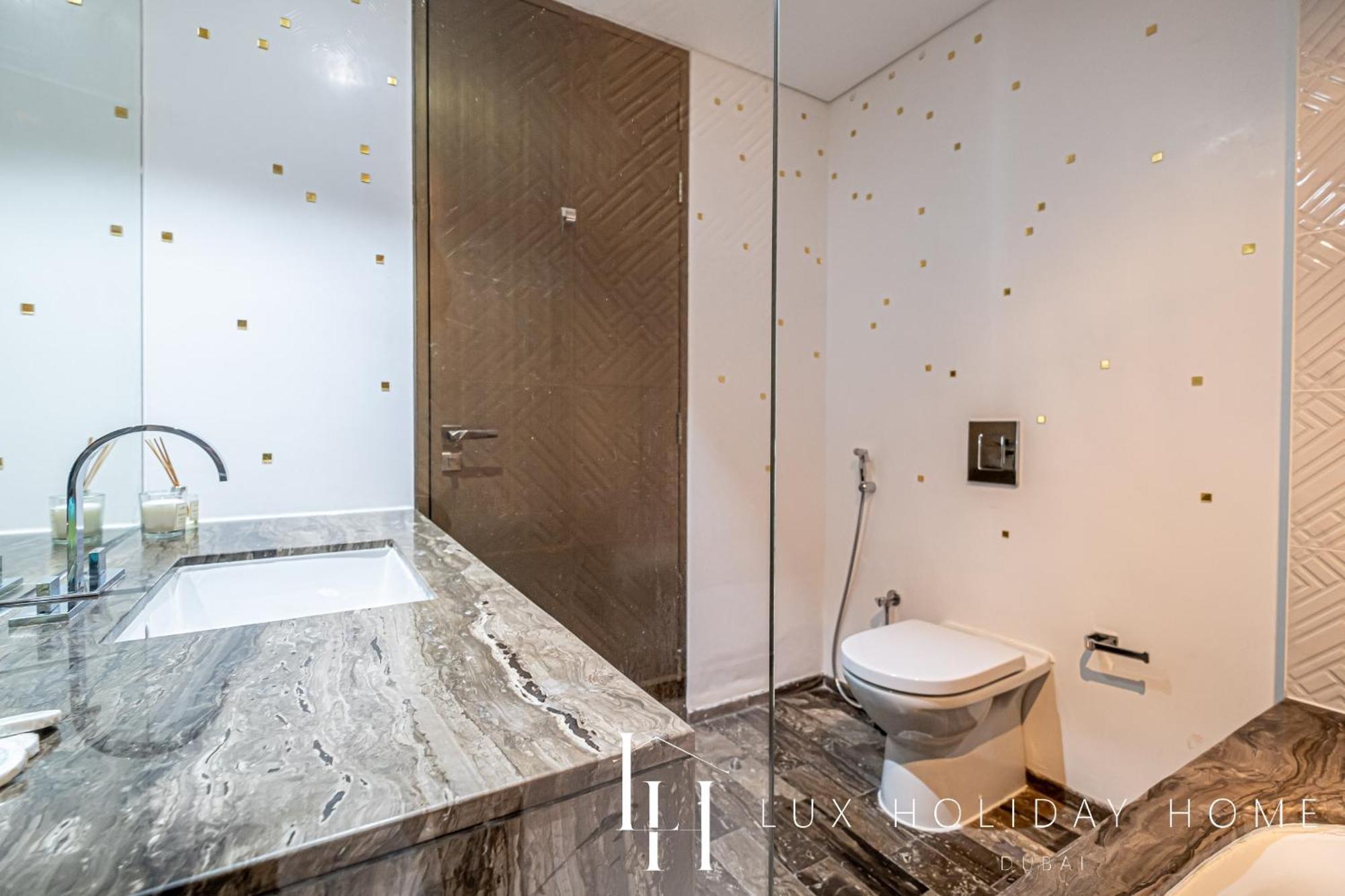 Lux - Lavish Suite With Full Palm Jumeirah View 1 Dubai Dış mekan fotoğraf